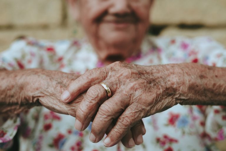 A Guide to Looking After Elderly Loved Ones