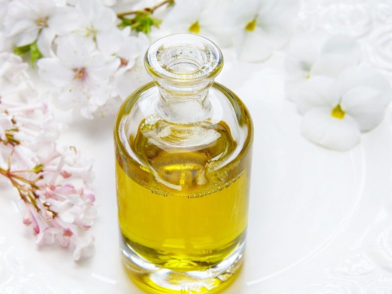 The Best Herbs and Oils for Skincare, That Might Be in Your Kitchen