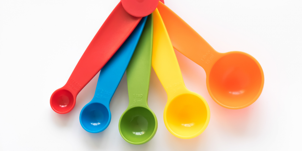 colorful measuring spoons
