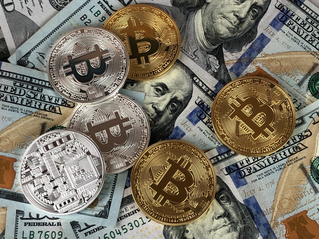 If you are a crypto enthusiast or pundit, then the value of Bitcoin is something that must have crossed your mind more than enough times. The price of Bitcoin is highly volatile, and this volatility makes it more interesting. If Bitcoin had a standard price, then the high interest in this crypto would not be there.