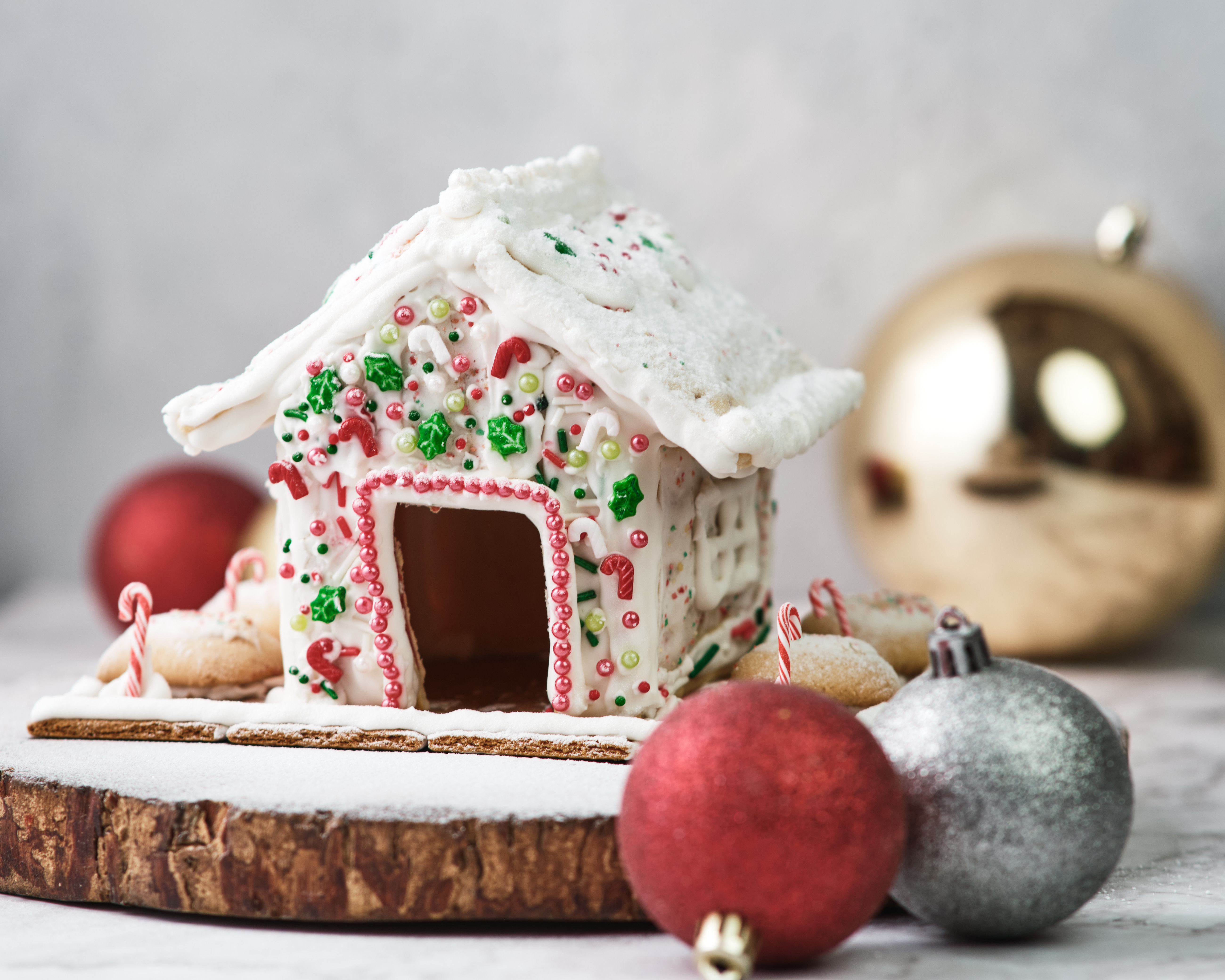 How to make a Pop Tart Gingerbread House