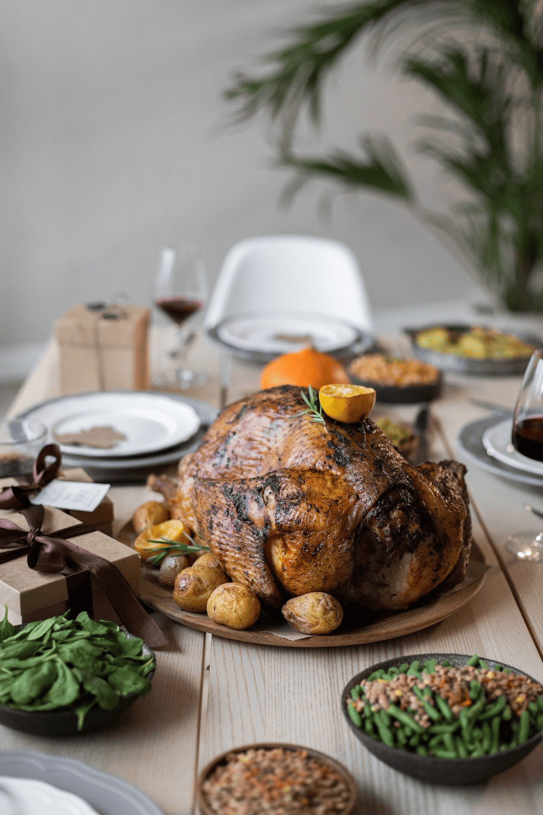 In many countries around the world, it's traditional to have some form of ‘roast’ at least once a week - often on a Sunday. It’s a great dish that’s sure to bring everyone to the table!