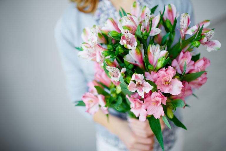 Your Guide to Choosing a Floral Gift for the Right Occasion