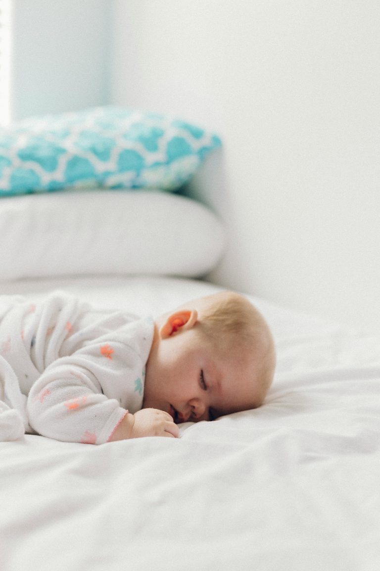 How Do Different Tog Ratings of Sleep Sacks Impact Your Baby’s Comfort: A Parent’s Guide