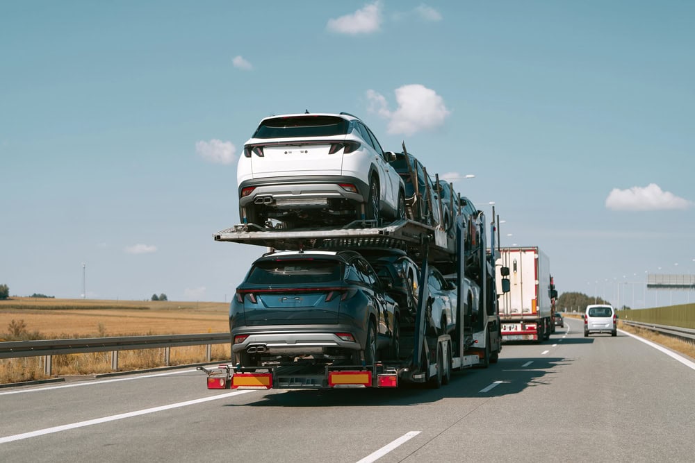 Shipping a car from one location to another can be daunting. Whether moving or buying a vehicle from a distant vendor, a proper transport service is necessary for both needs. Knowing how to calculate vehicle transport rates is essential to making informed choices and enjoying a seamless process.