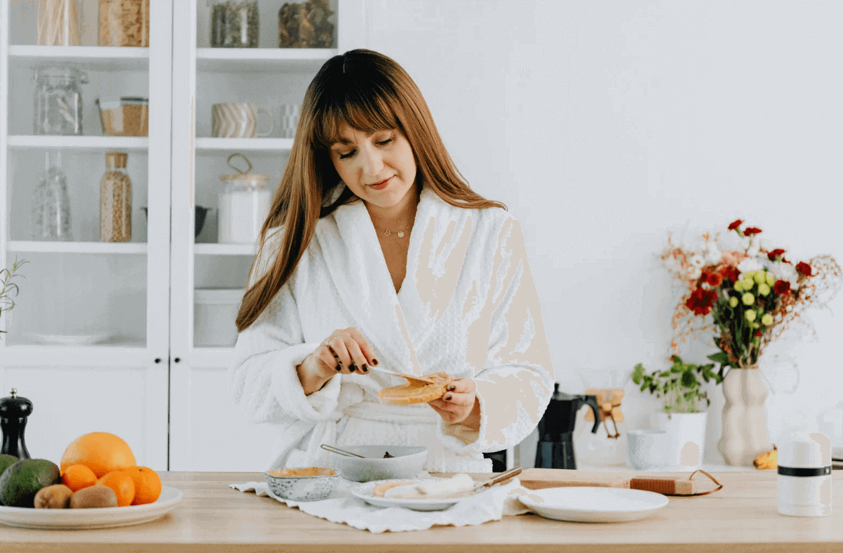 Eat Your Way to Ease: How Everyday Anti-Inflammatory Foods Can Transform Adult Wellness From the Inside Out Kelly Bejelly Comforting Foods and wellness