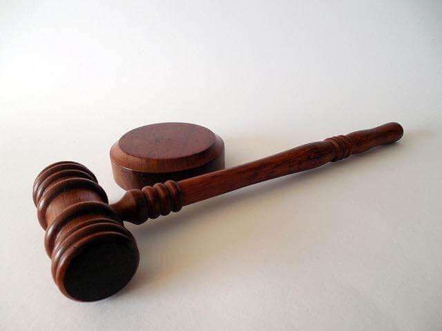 Wooden judge