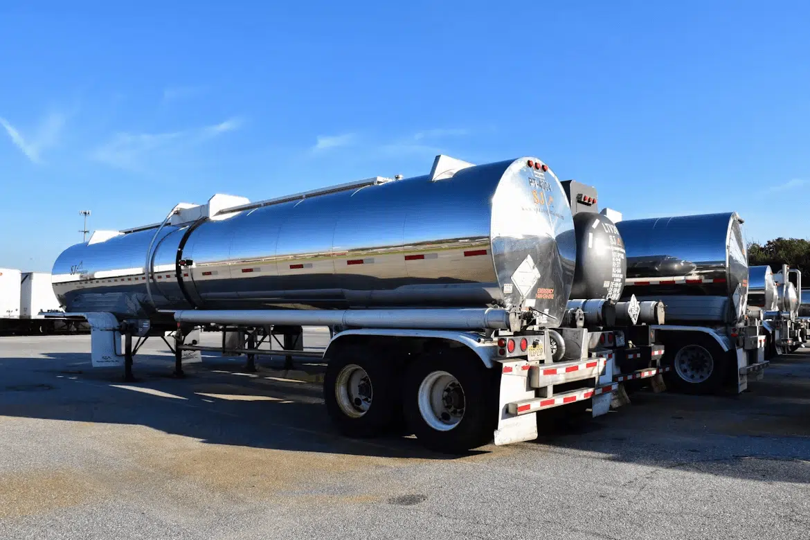 Large tanker truck for fluid transfer safety