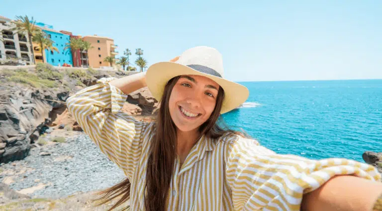 How to Build a Leisure Routine That Works Both at Home and While Travelling