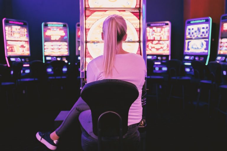 Are Women More Likely to Play in Casinos?
