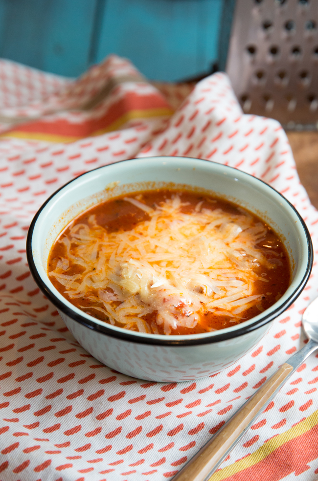 Pizza Soup (Low Carb, Gluten-free) | A Girl Worth Saving